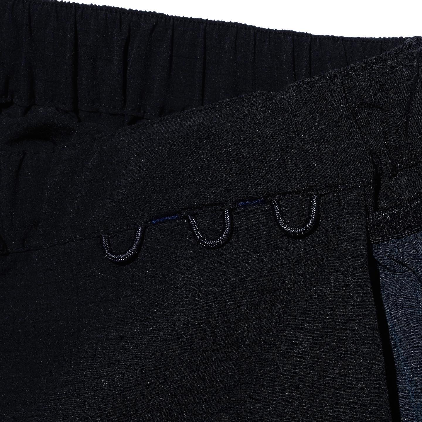 Day & Night Shorts - Black w/ Navy