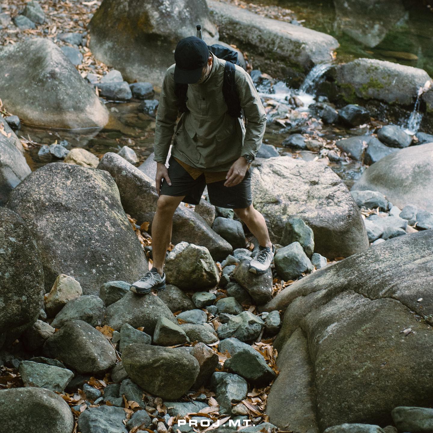 4 Pockets Shorts - Muddy Rock