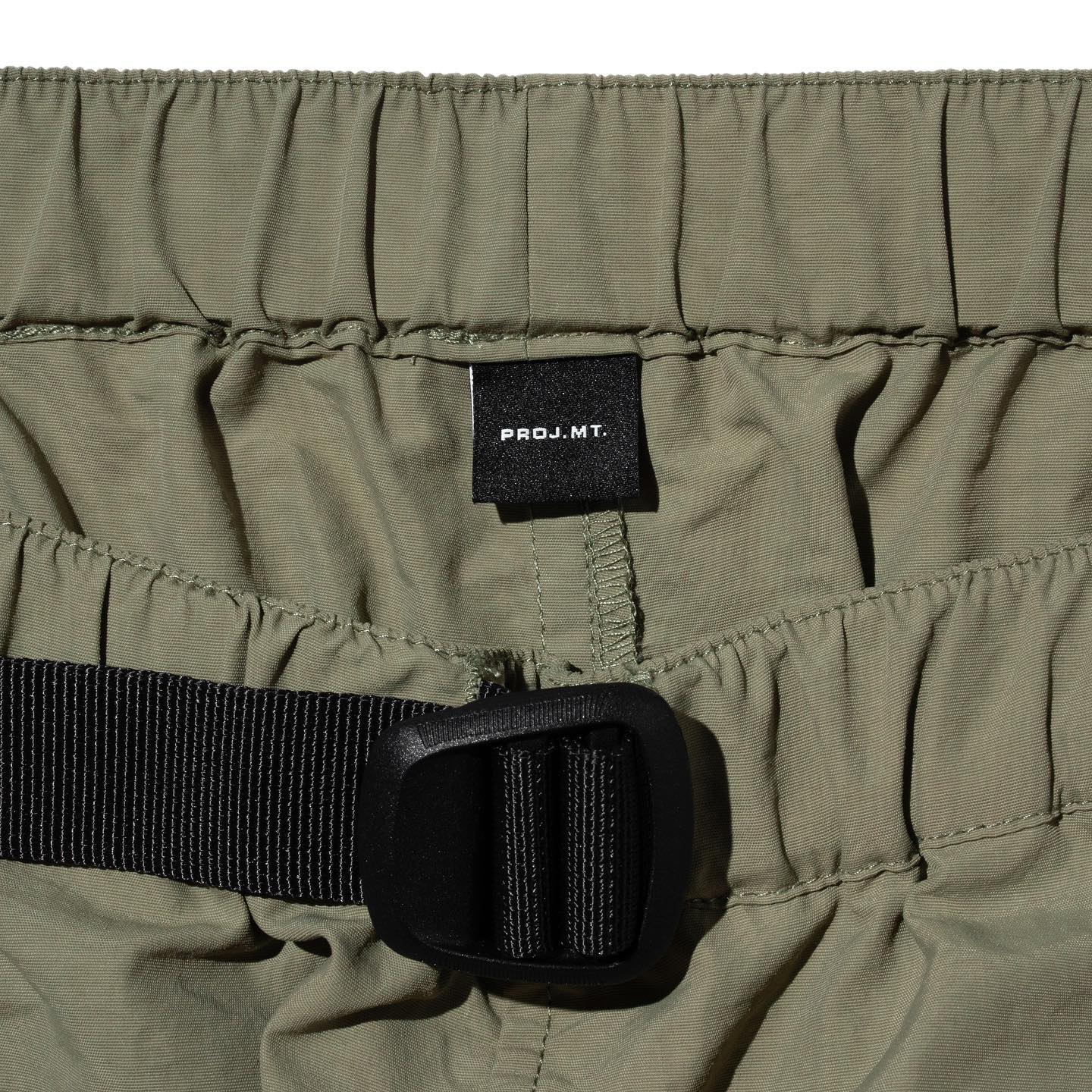 4 Pockets Pants 能夠應付濕熱天氣亦能在山和城市中穿搭的登山長褲