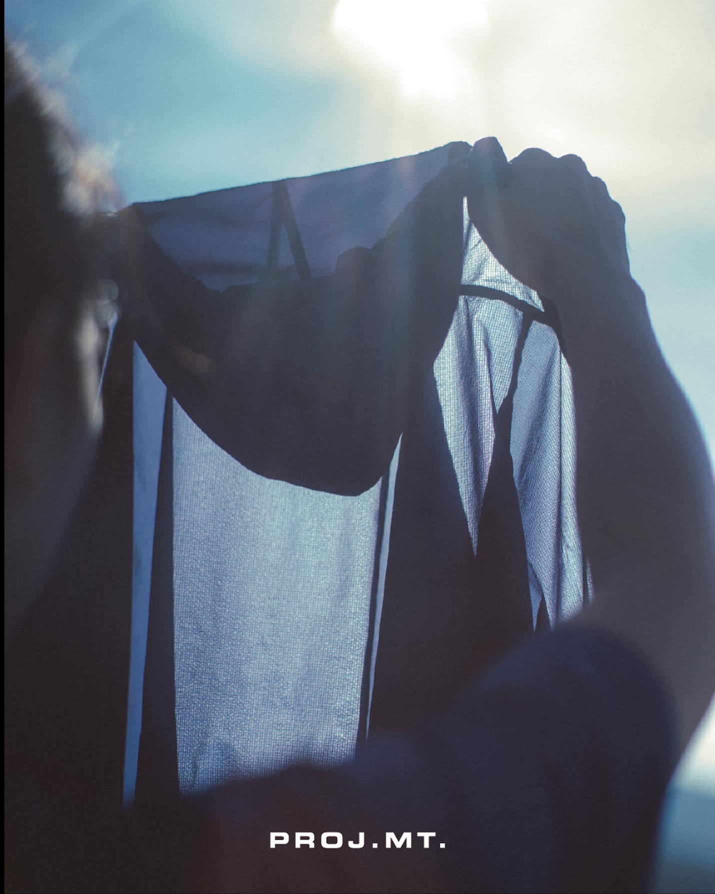 Miscanthus Windbreaker - Navy & Grey